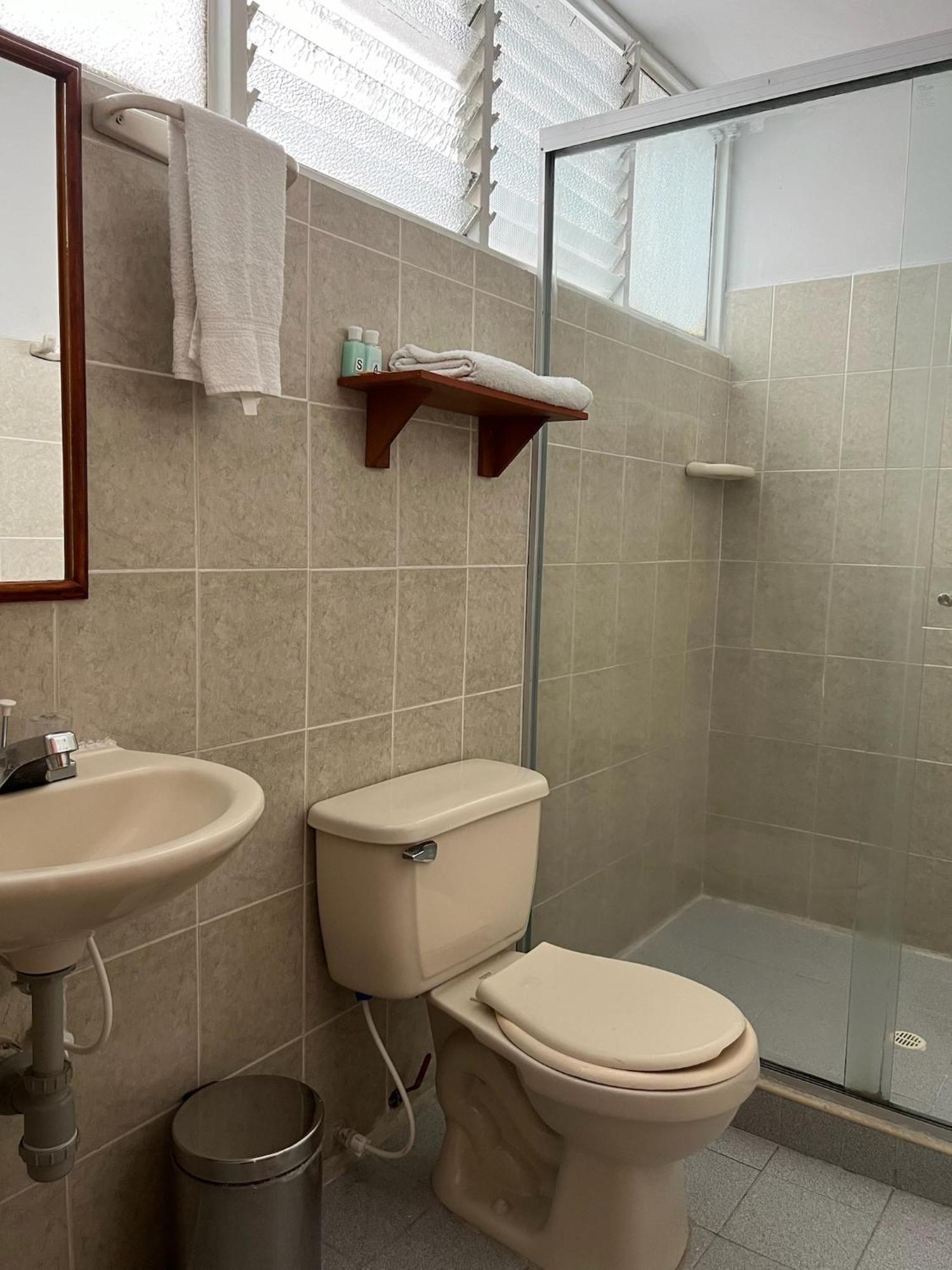 Hotel Armenia Centro Экстерьер фото